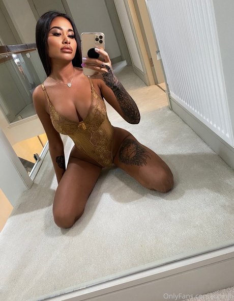 Nikita Jasmine sexy model pics