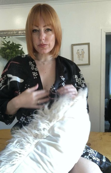 Moxicontin art model pic