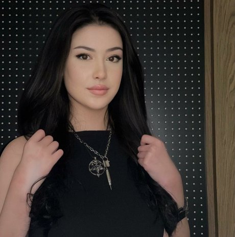 Angelinahope beautiful actress gallery