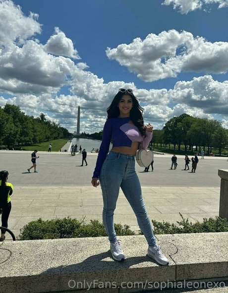 Sophia Leone naked star image