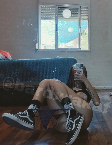 Bardxra model beautiful pic