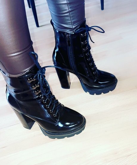 face onlyfans free porn photos