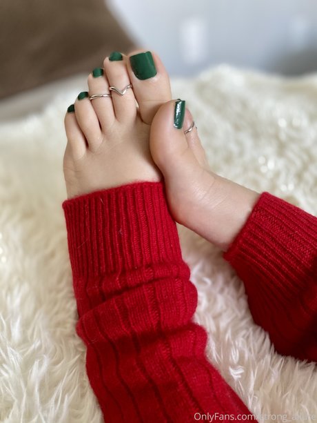 Strong Allure nude pornstar archive