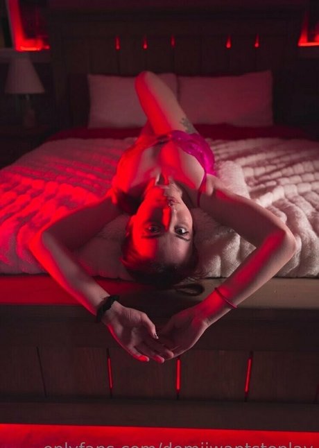 Demii Starr high quality actress pictures