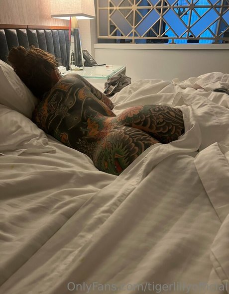 Tigerlilly naked actress pic