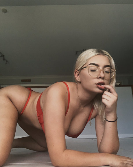 shorts onlyfans free nude images