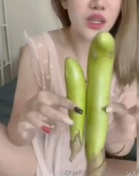 menaraewadee pornstar free pics