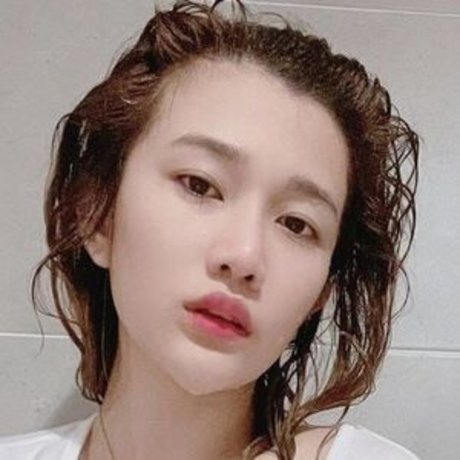 menaraewadee free actress photos