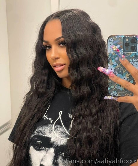 Aaliyah Foxxx star naked photos