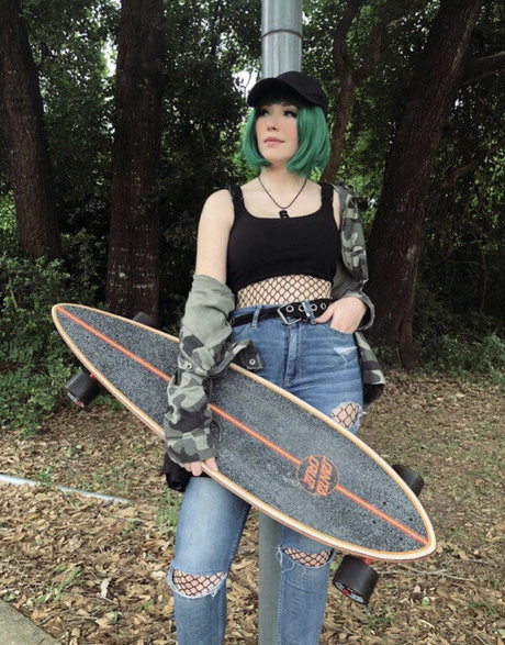 Aestheticallydorky hot model pic