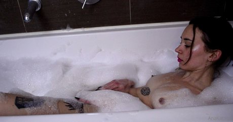 AnaKatana free pornstar photo