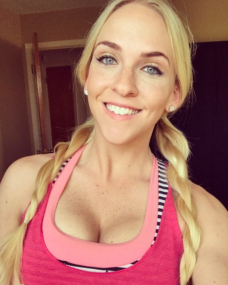 Jess Picado top model gallery