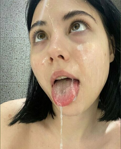 teen solo onlyfans hot pic