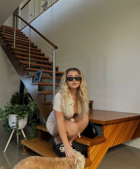 Mini Moo best pornstar pic