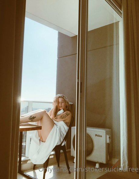 stokersuicidefree xxx star photo