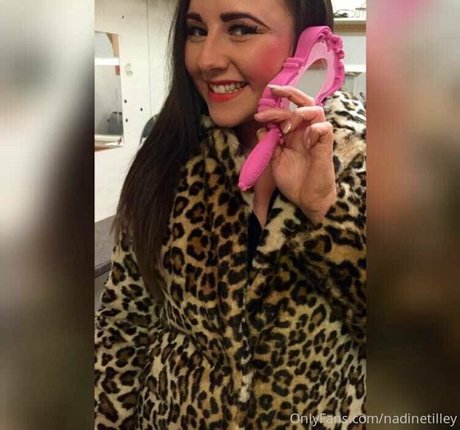 nadinetilley model hd picture