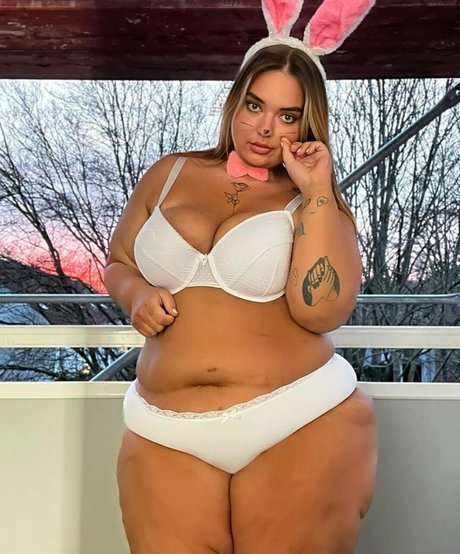 Wero7 7 7 xxx actress galleries