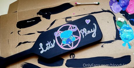 bloodylovely art pornstar pics