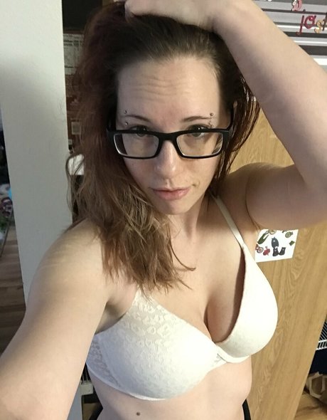 flat chested onlyfans sex pic