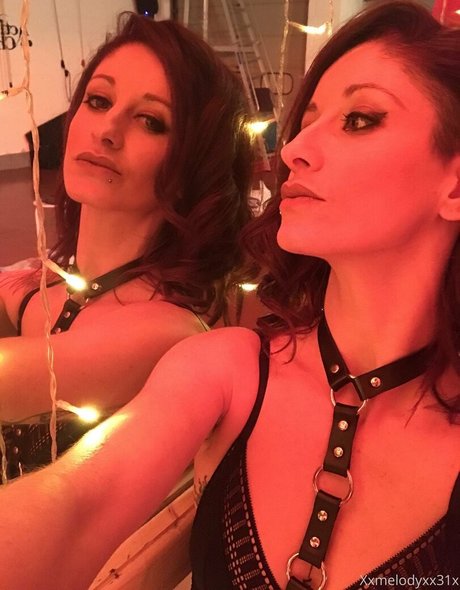 mirror selfie onlyfans pretty pic