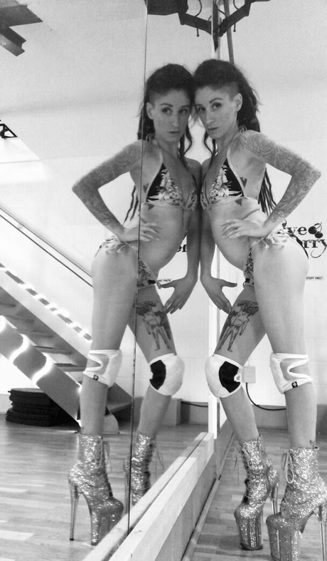 xxmelodyfxx31xx Photo Gallery