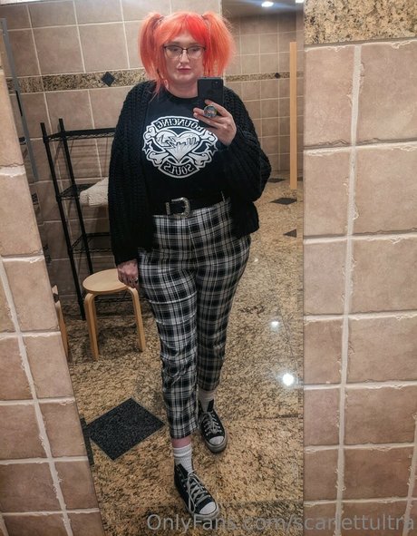 scarlettultra model art photo