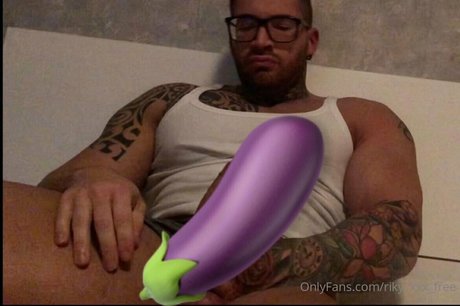 riky xxx free adult star photos