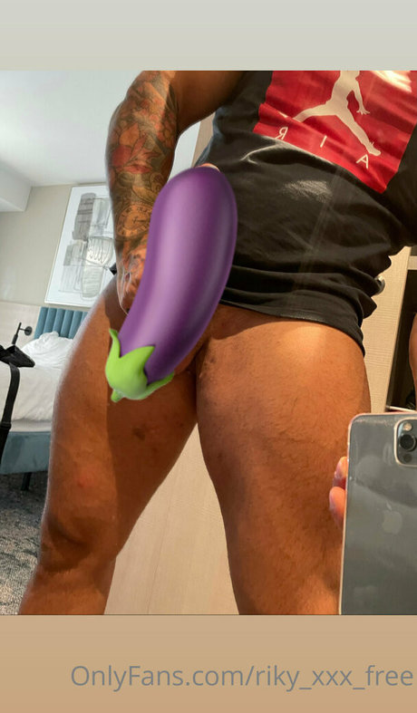 riky xxx free nude actress gallery