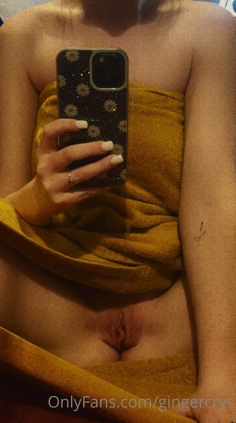 gingercrys porn model photo