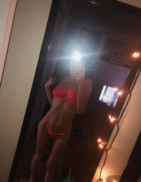 qwiinbae star art photo