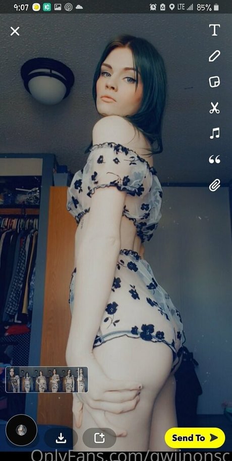 qwiinbae naked model gallery