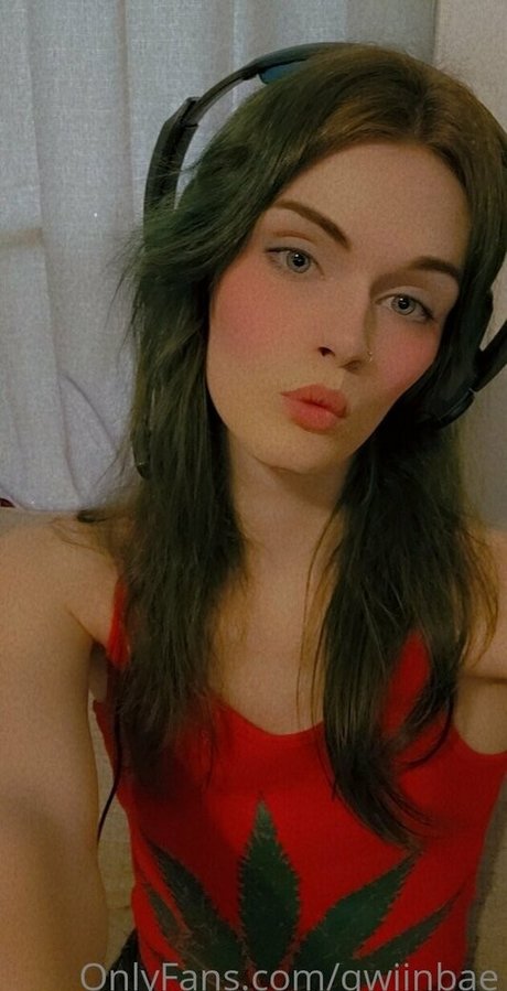 qwiinbae pornstar perfect image