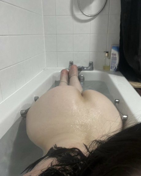 Inked couple Hampshire art actress photo