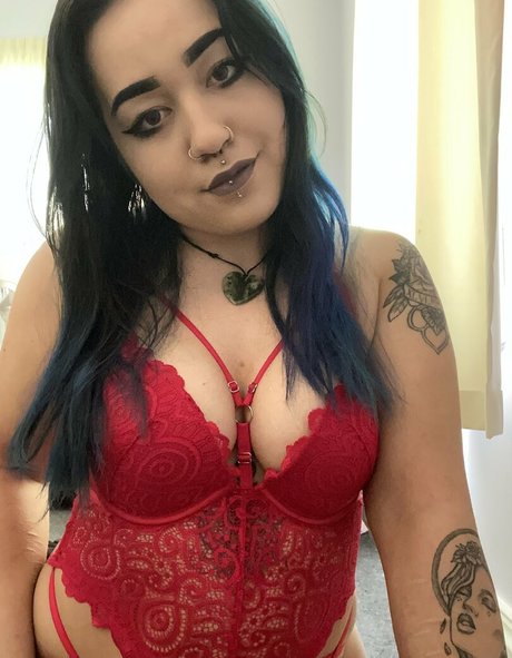 unleashedbee xxx star photo