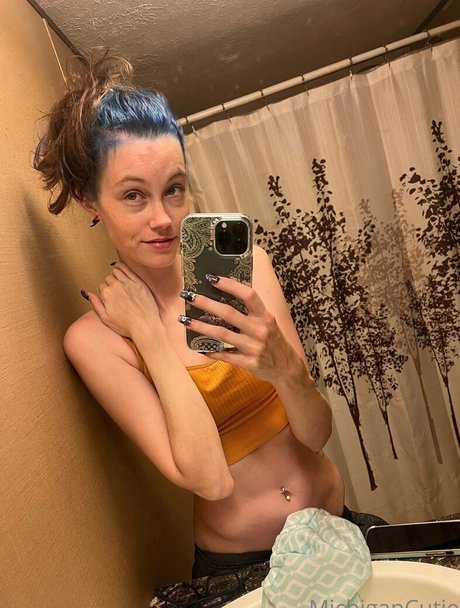 michigancutiefree model best pic