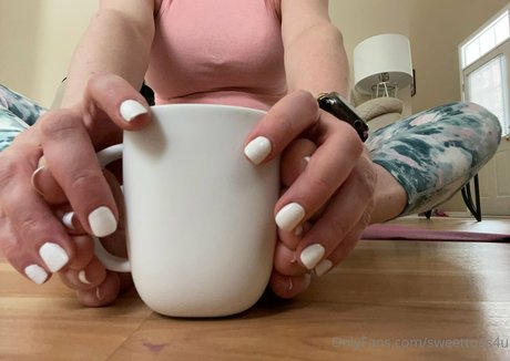 sweettoes4u erotic actress img