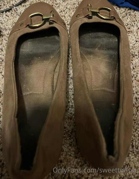 sweettoes4u nude pornstar images