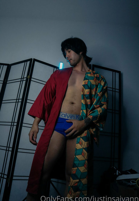 justinsaiyann beautiful actress photos