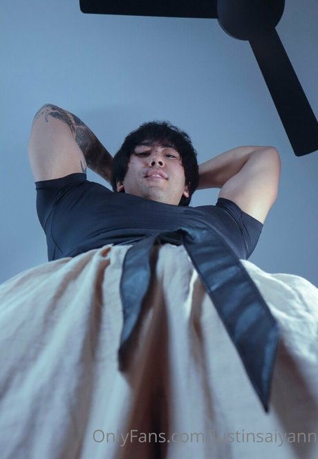 justinsaiyann star top pic