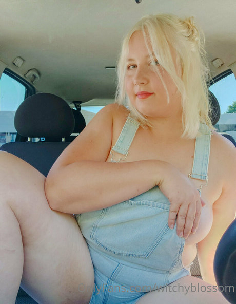 witchyblossom free model galleries