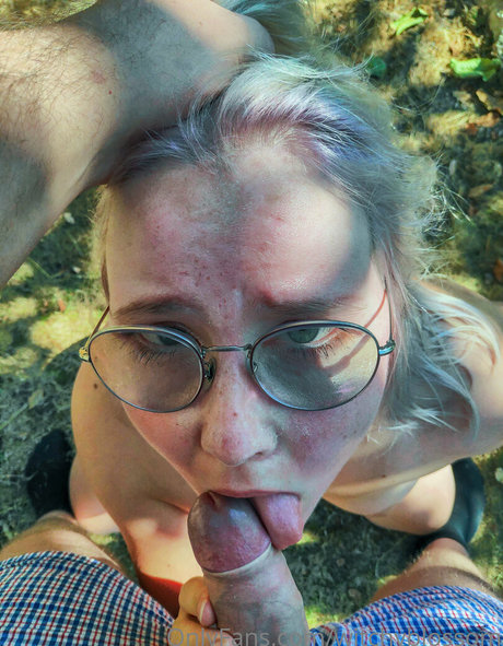 witchyblossom star free pics