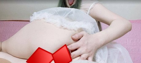 sally wu model high quality pics