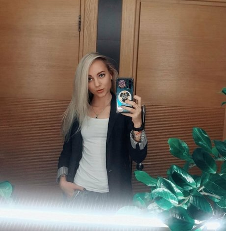 alinalovely pornstar hot pics