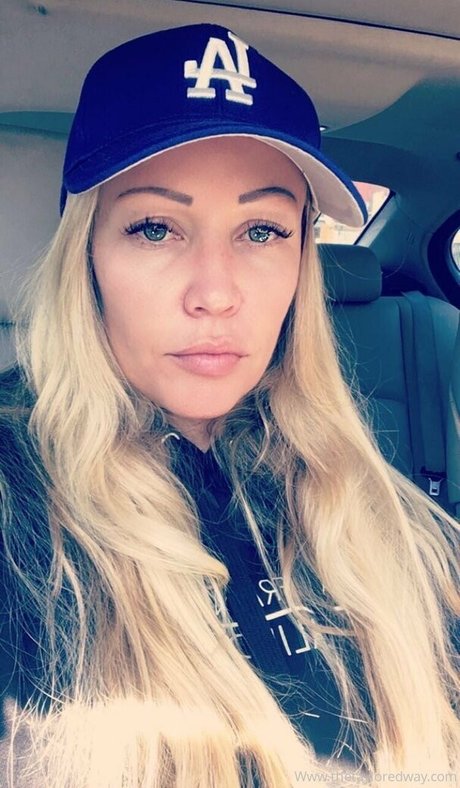 thetayloredway nice actress photo