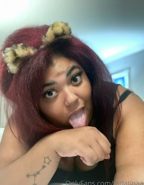 fatlatinaa naked actress pic