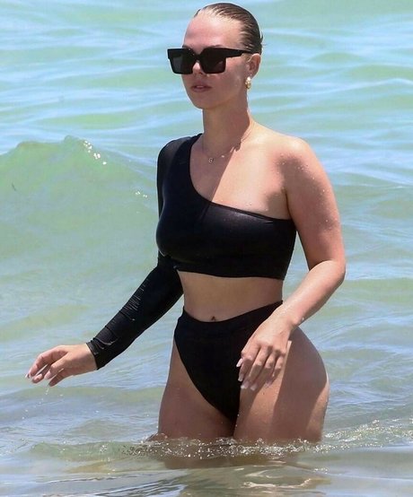 nerdy onlyfans art naked photos