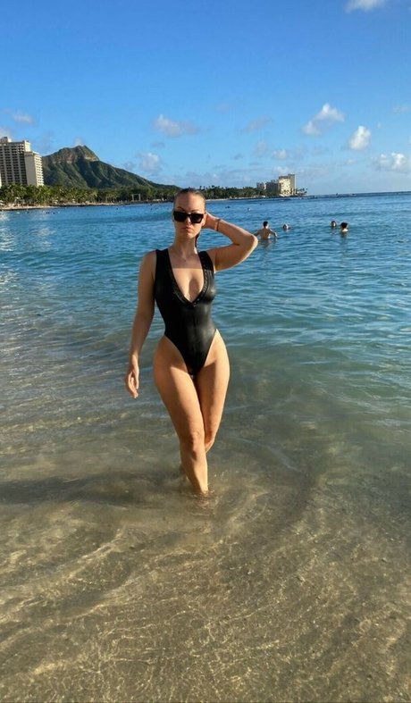 squat onlyfans perfect img