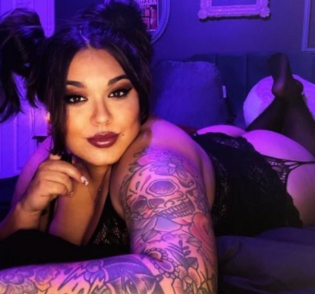 ethacake nice actress img