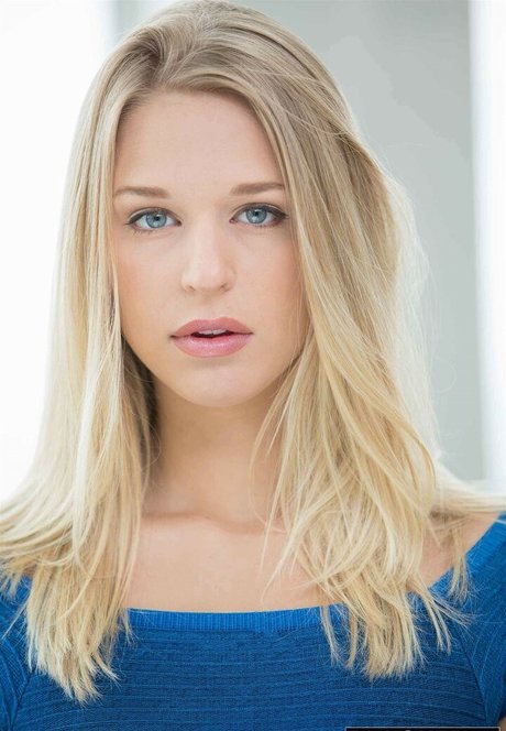 Lacey Johnson pornstar beautiful galleries