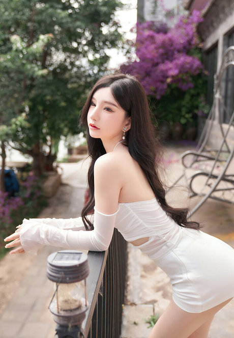 Zhou Yuxi star nudes galleries